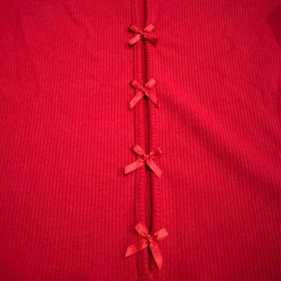 Red Bow Open Accent Women's Top by Frankee & Skylarr TikTok Shop Size XL - Picture 3 of 4